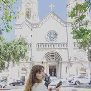 Meet your Posher, Nihel